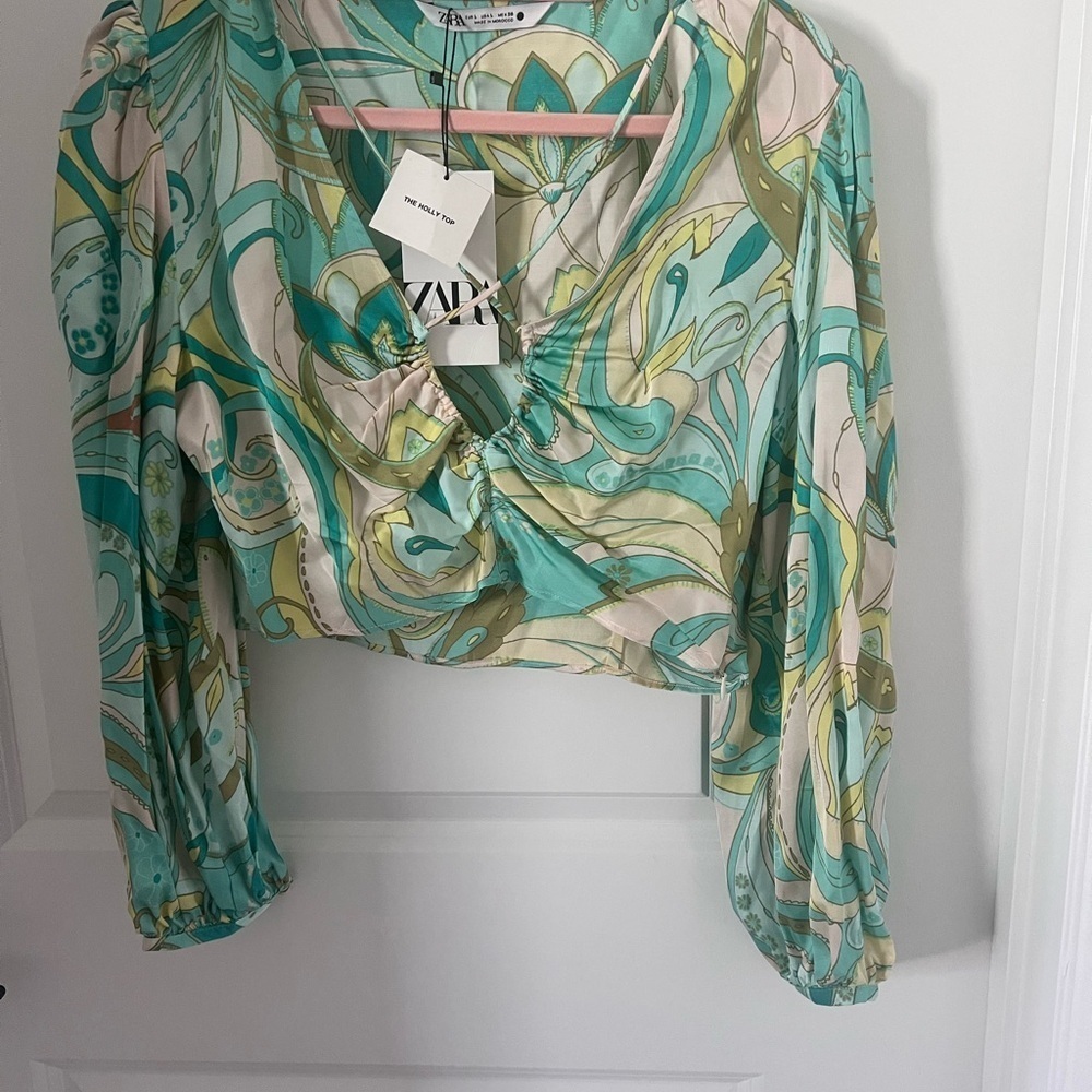 Stylish Multicolor Women's Top Size Large - Picture 4 of 12